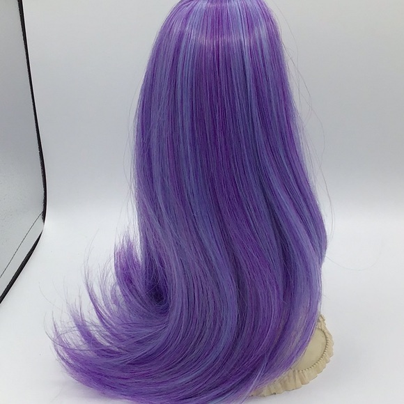 Doll wig lot546 Beautifully custom - Picture 2 of 3